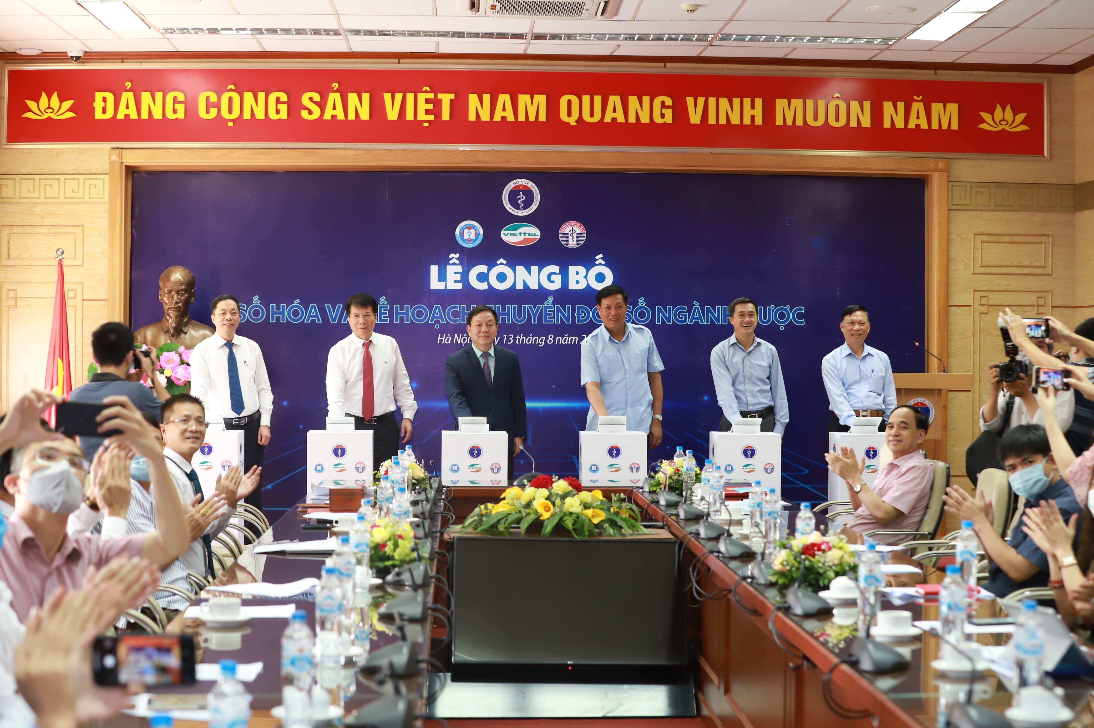 Viettel đồng hành cùng quá trình chuyển đổi số ngành dược

